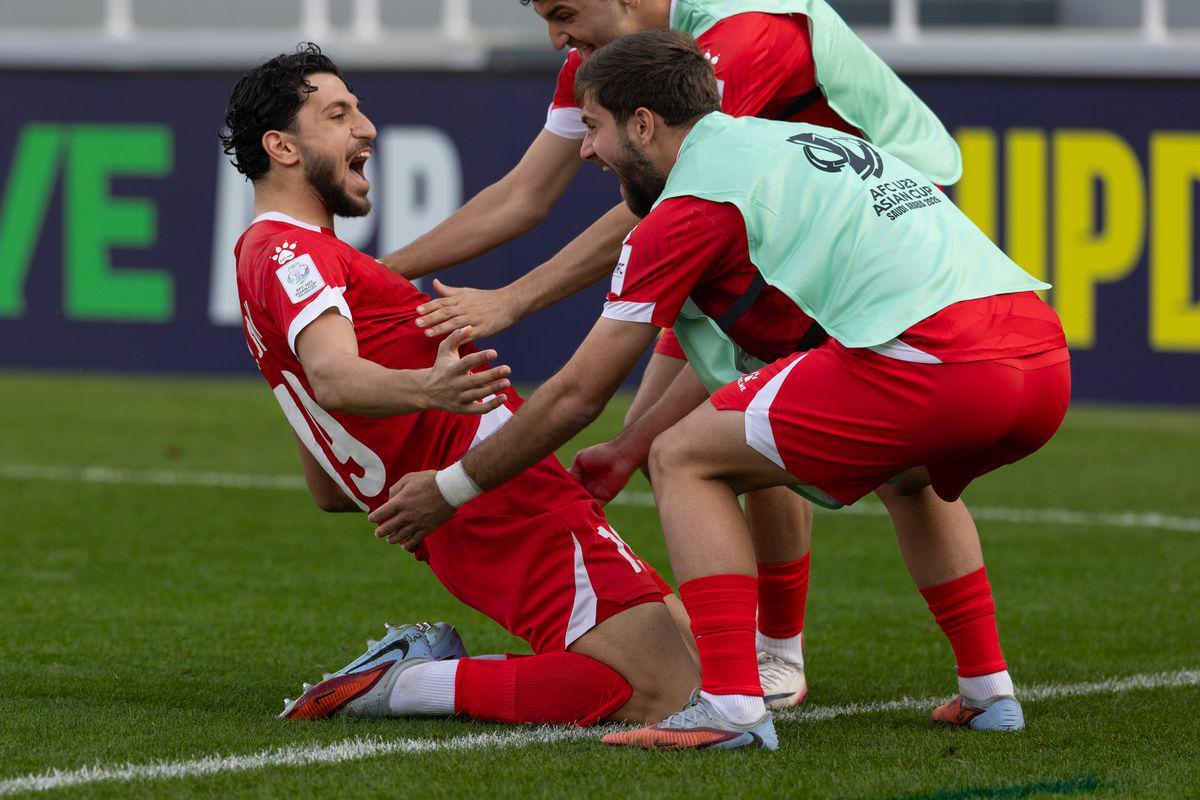 开云体育登录网站入口-0-1！U23亚洲杯连场爆冷，两大夺冠热门出局，中国队有望直通四强